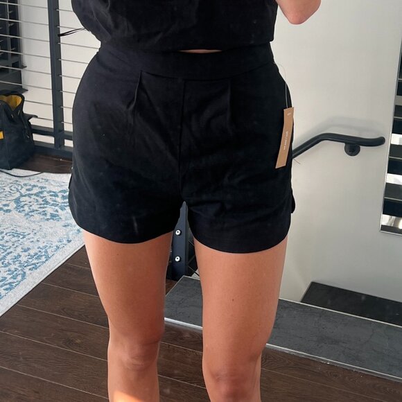 High Waist Black Women's Shorts - Picture 2 of 3